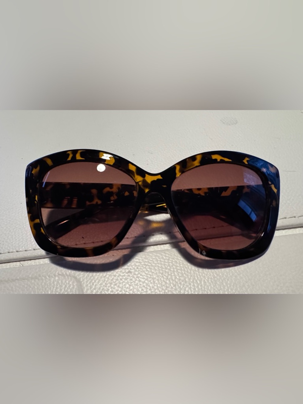 Tahari Tortoiseshell Oversized Sunglasses in Brown and Black